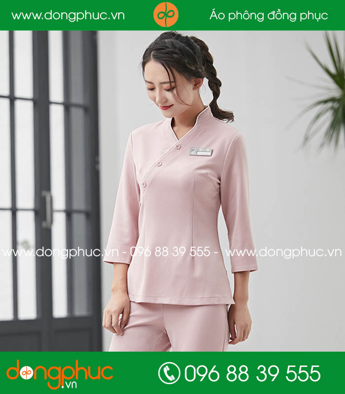 Đồng phục spa màu hồng nhạt